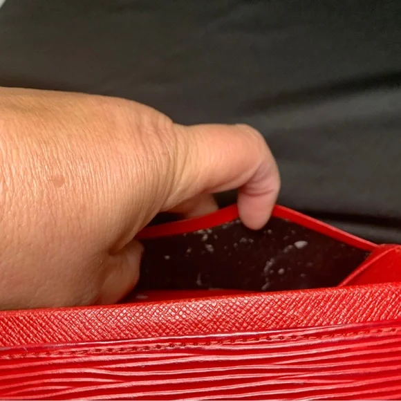 Preloved Rare Louis Vuitton Red Epi Porte Monnaie Billets Tresor Bifold Wallet - Picture 9 of 12